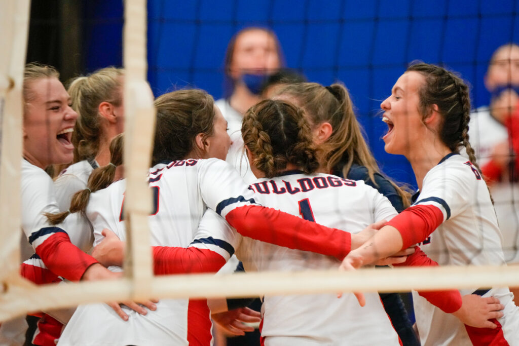 Volleyball Cruises Past Olympic
