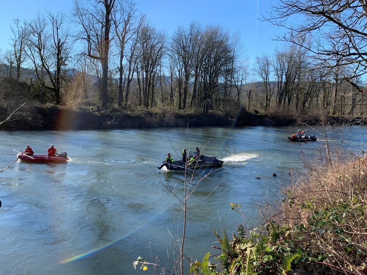 Search Teams Find Truck In Snoqualmie River After Sunday Crash