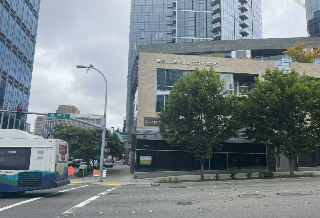 Walgreens Plans to Occupy Former Restaurant Space at Bellevue Towers