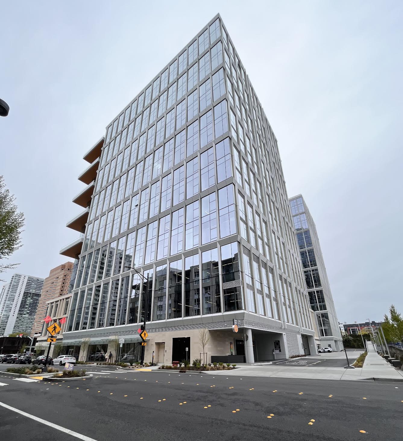 Amazon’s Binary Towers in Bellevue Now Open, Slated for 2,000 Employees