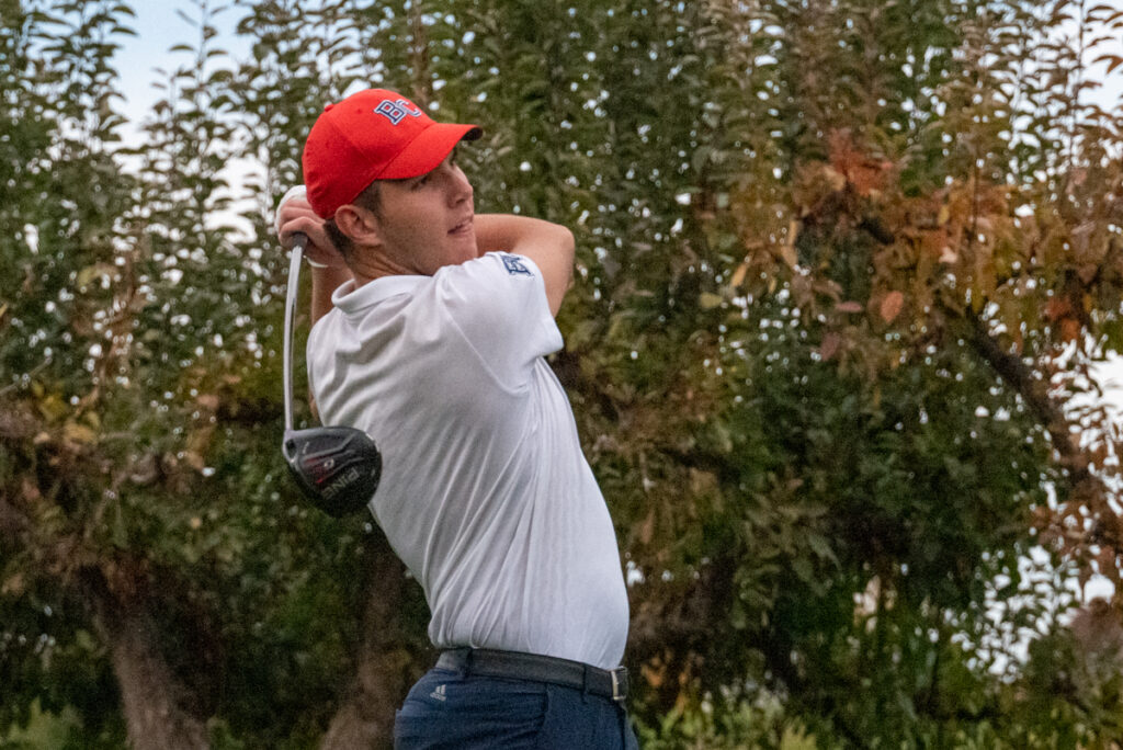 Bennett Leads The Way As Men’s Golf Wins League Match