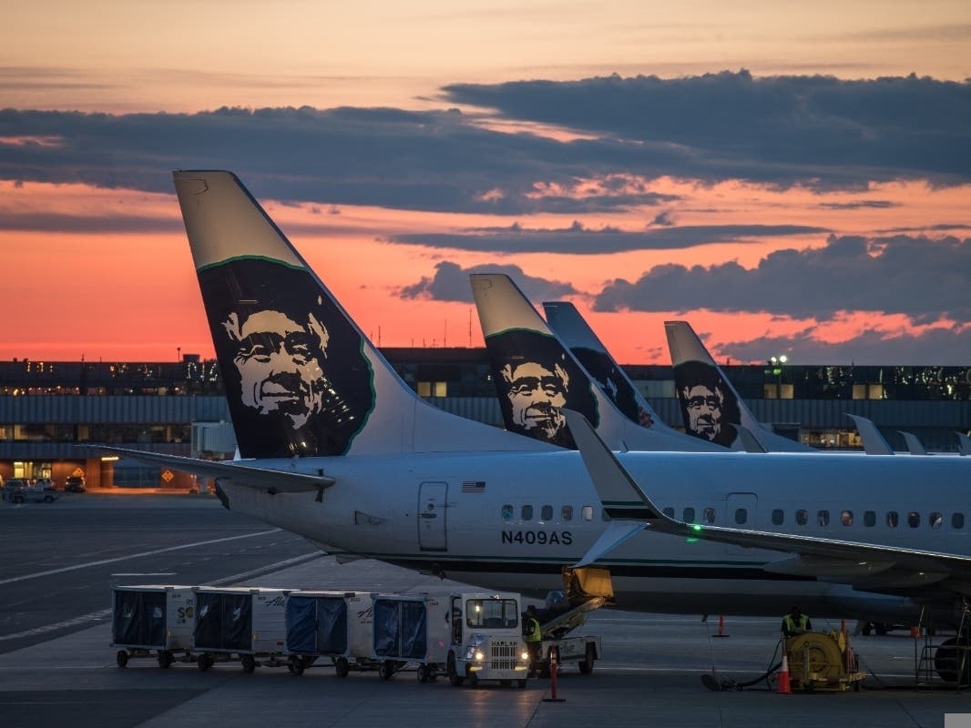 Alaska Airlines Pilots ‘Overwhelmingly’ Vote To Authorize Strike
