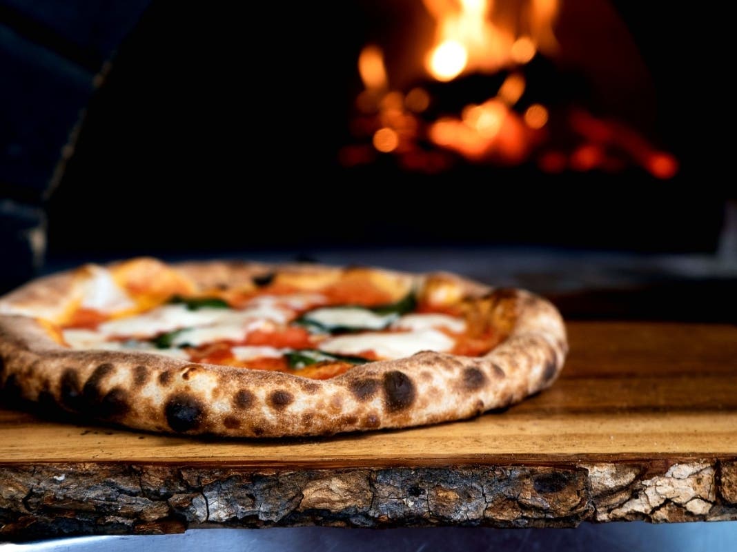 1 WA Pizzeria Among 2022’s Best, Italian Pizza Experts Say
